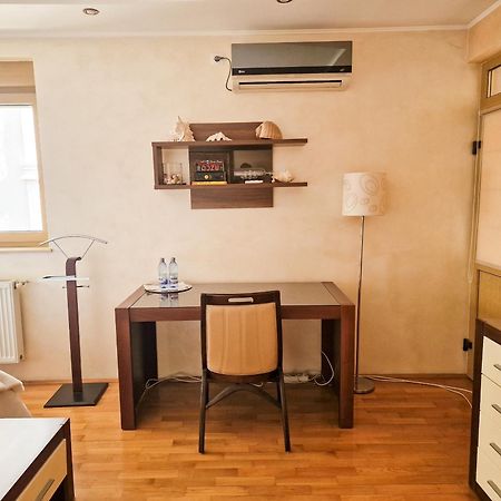 Casa Edwin Panzió Konstanca Kültér fotó