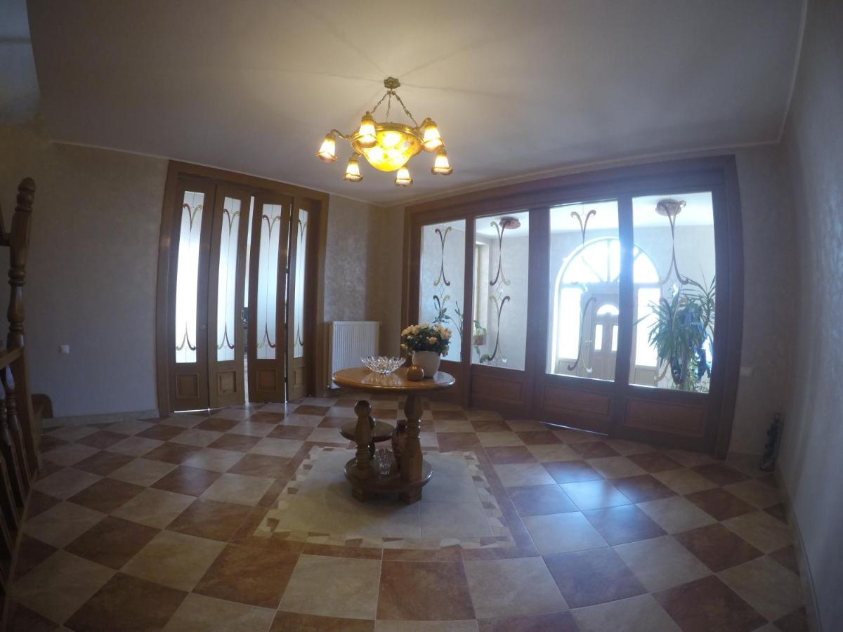 Casa Edwin Panzió Konstanca Kültér fotó