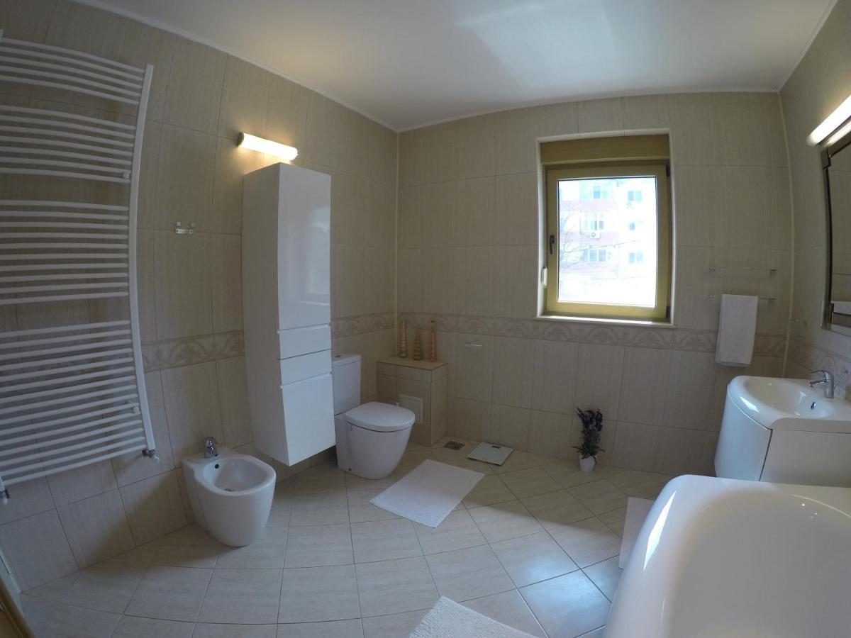 Casa Edwin Panzió Konstanca Kültér fotó