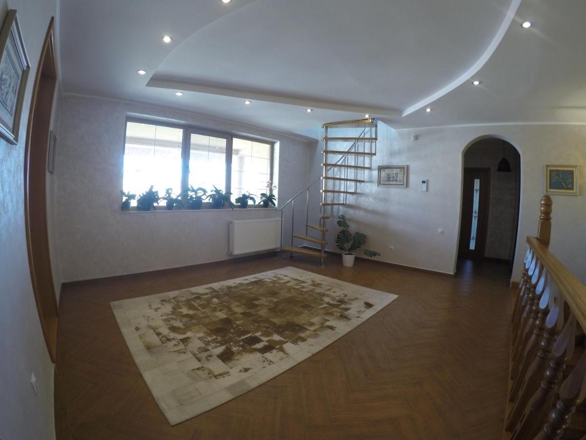 Casa Edwin Panzió Konstanca Kültér fotó