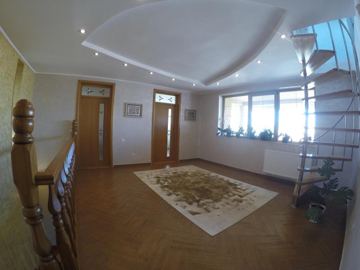 Casa Edwin Panzió Konstanca Kültér fotó