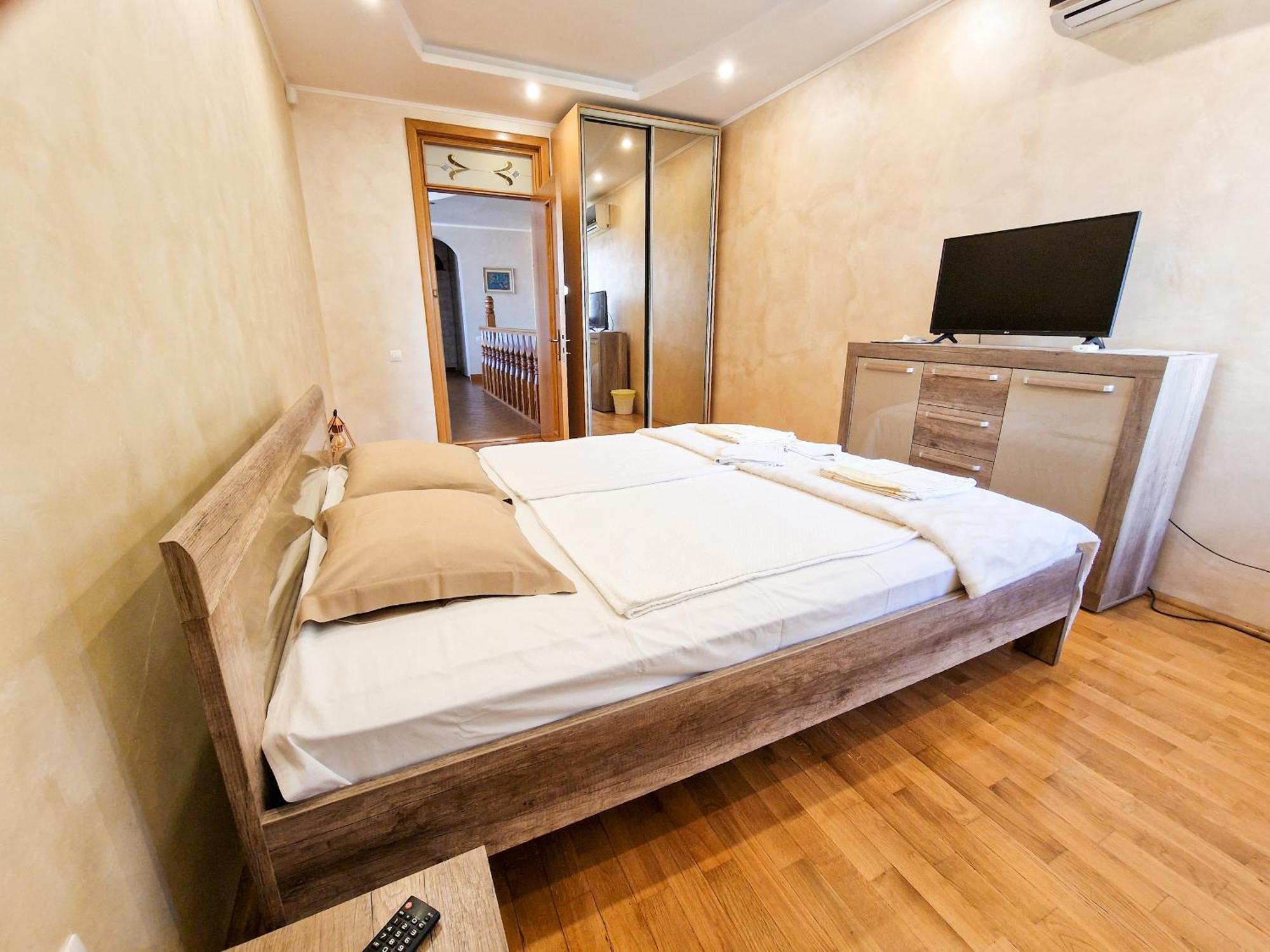 Casa Edwin Panzió Konstanca Kültér fotó